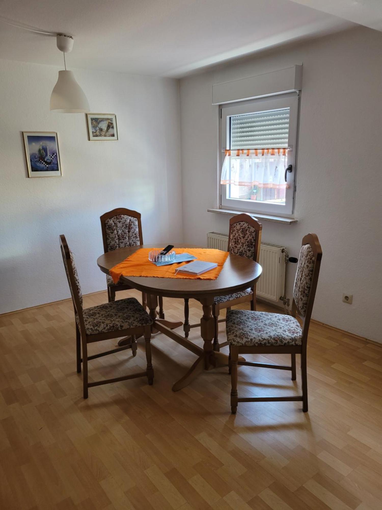 Ferienwohnung Fam.Lutz Knittelsheim ภายนอก รูปภาพ